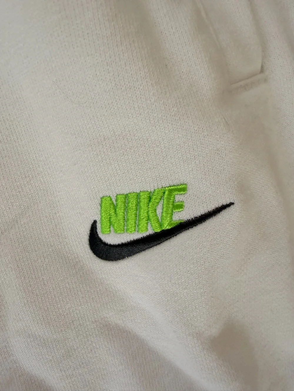 Nike sportswear classic